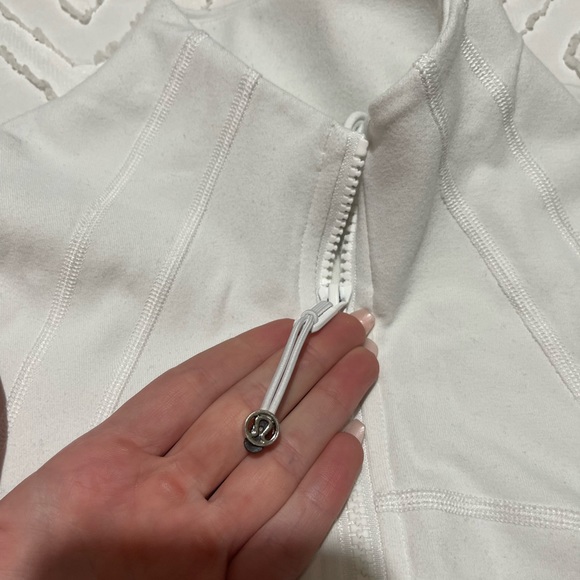 Lululemon Jacket - Picture 4 of 7